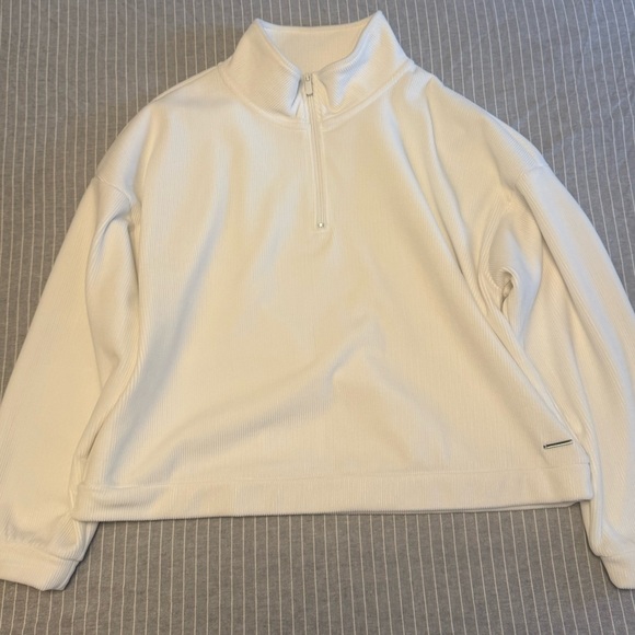 La Vie En Rose Tops - La Vie en Rose Heavy Ribbed Sweatshirt - White